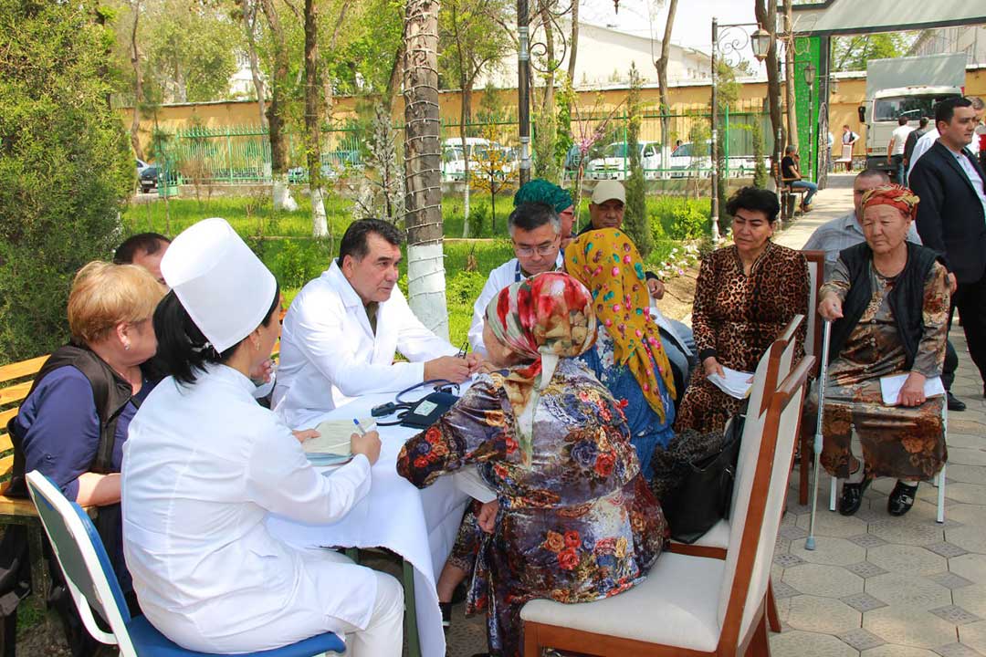 Consultation of doctors in rural areas of Uzbekistan. Credit: Ministry of Health of Uzbekistan