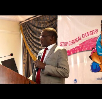 Dr Collins Tabu – Credit: UNICEF Kenya