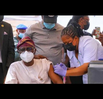 Lagos governor receiving the second jab – Credit: Premium Times, The Elite Times and Power for All