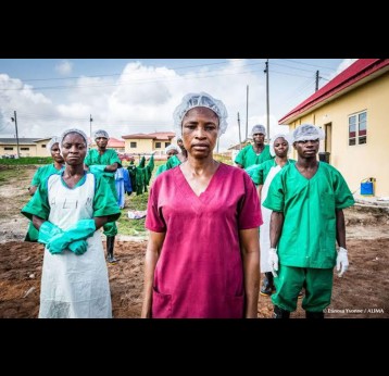 Health workers fighting Lassa fever. Credit: Alima