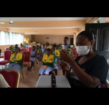 COVID-19 vaccination in Ghana. Credit: Gavi/2022/Nipah Dennis.