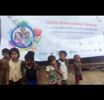 Vaccination campaign at Ukhiya camp. Photo credit: Mohammad Al Amin