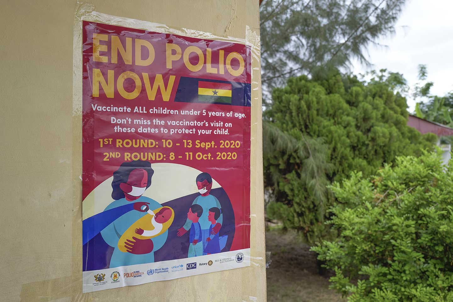 A poster showing information on the Rounds 1 & 2 polio vaccination campaigns at the Maternal and Child Health Hospital in Kumasi, Ashanti Region, on 9 September 2020. ©UNICEF/ACQUAH