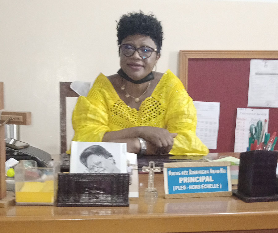 Ndong Nnam-Mbi Dzenyagha, Principal of Government Bilingual High School, Yaounde says the consent of parents is needed for children to be vaccinated.