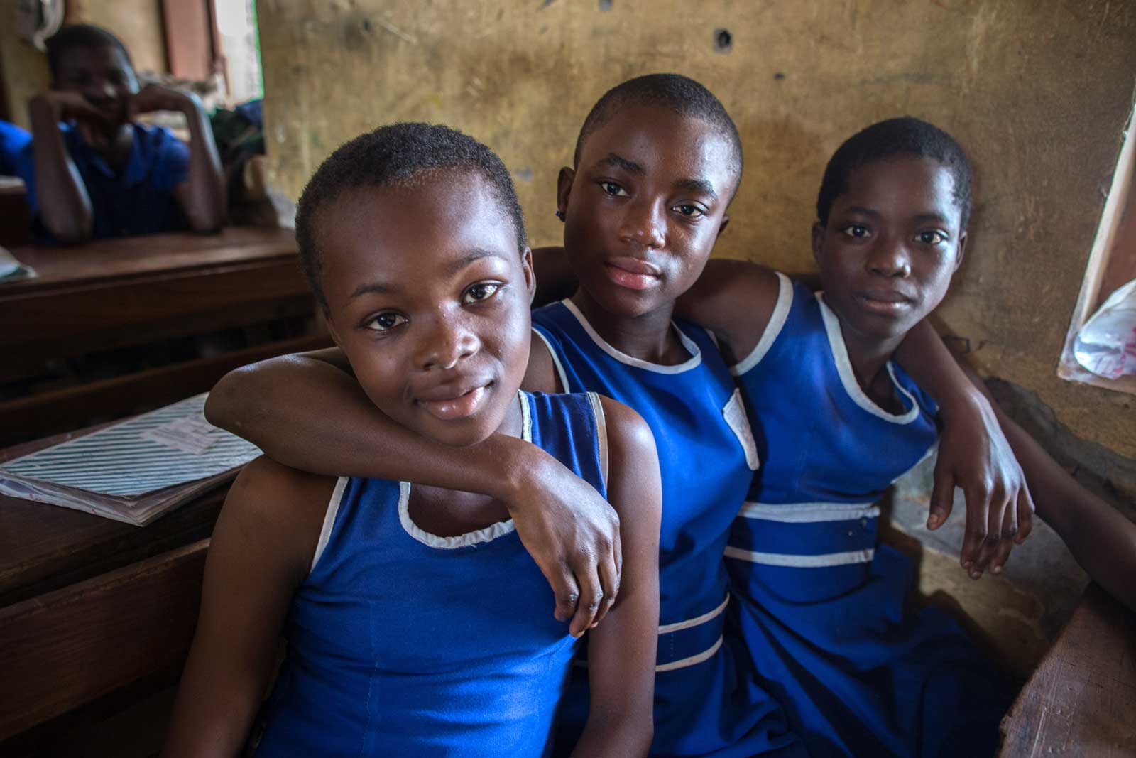   Après avoir reçu le vaccin anti-VPH, ces jeunes filles courent un risque beaucoup plus faible de contracter le cancer du col de l’utérus au cours de leur vie. Ce cancer constitue une cause première de mortalité chez les femmes ghanéennes mais aussi partout dans le monde en développement.