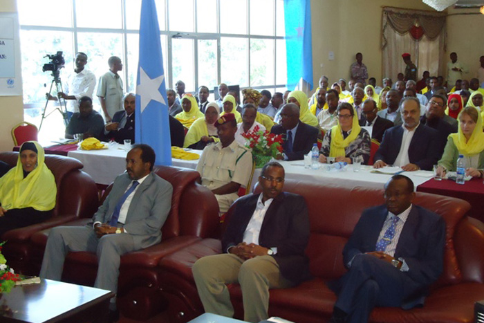 Maria Qasim, Minister of Human Development and Public Services (wearing yellow scarf, left of picture): “It is unacceptable to die of something that a vaccine can prevent. As a government, we can’t rest until we reach all Somali children and stop the death of children who die from the lack of a simple vaccine.” One in every five Somali children fail to reach their fifth birthday.
