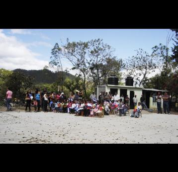 honduras community centre - Credit/2004/Leila Nimatallah