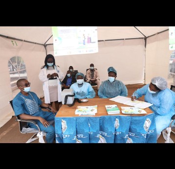 Vaccination au Cameroun contre la COVID-19
