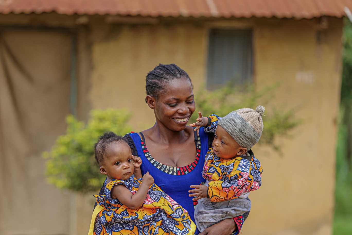 Landu Pulu, mother of twins, during a malaria vaccination session. Credit: Tabende Gloire Gloddy