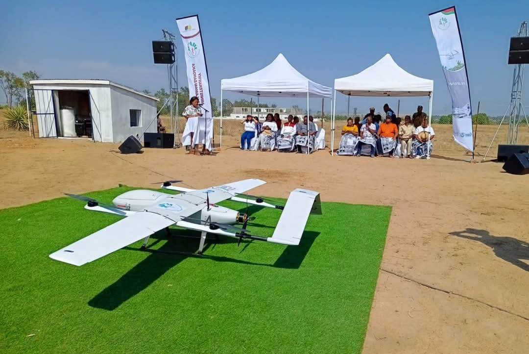 Lancement des livraisons de vaccins par drone dans le district de Vangaindrano, région d'Atsimo-Atsinanana, le 15 novembre 2024. Crédit : PSI Madagascar